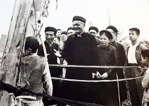 Tục cưới hỏi ngày xưa có loại tiền nào? Tuc cuoi hoi ngay xua co loai tien nao?