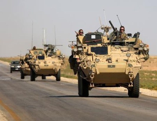 Khoảng 10 thiết giáp M2A2 Bradley cùng vài chục binh sĩ Mỹ đã được triển khai tới tỉnh Deir ez-Zor ngày 31/10.