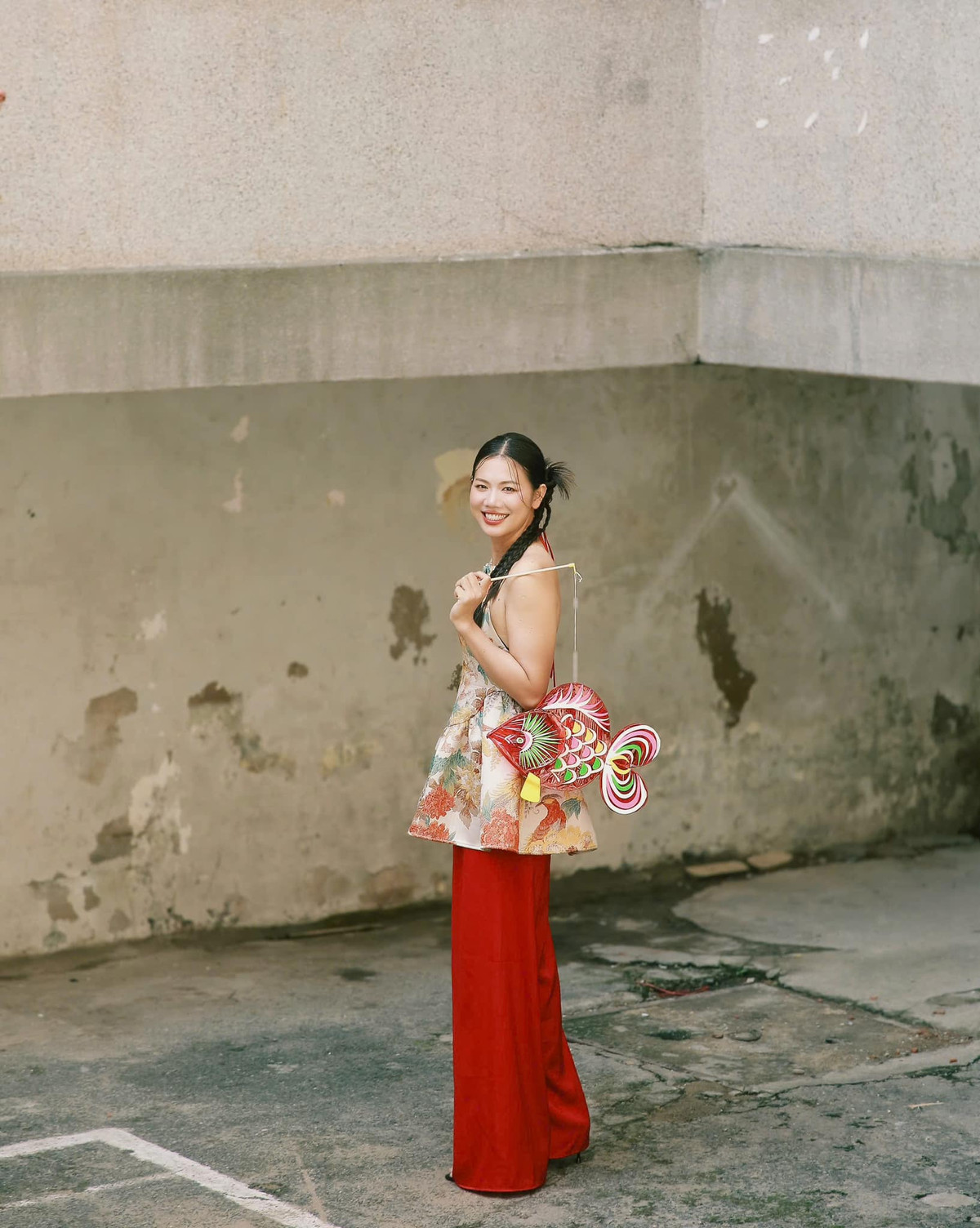 Anh Vien lai lam day song voi nhan sac xinh nhu 'tien ty'