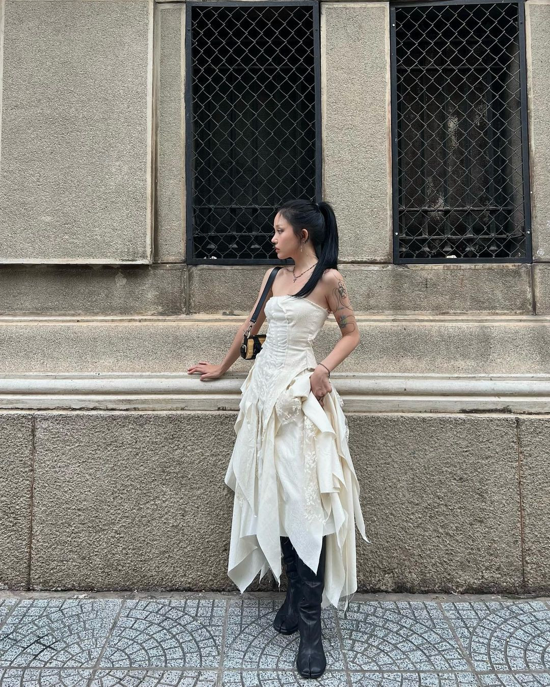 Những trang phục ngày càng có cá tính, màu sắc riêng.