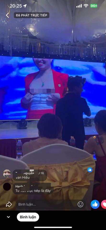 Không chỉ vậy, buổi diễn thuyết này còn được phát trực tiếp rộng rãi trên các nền tảng mạng xã hội.