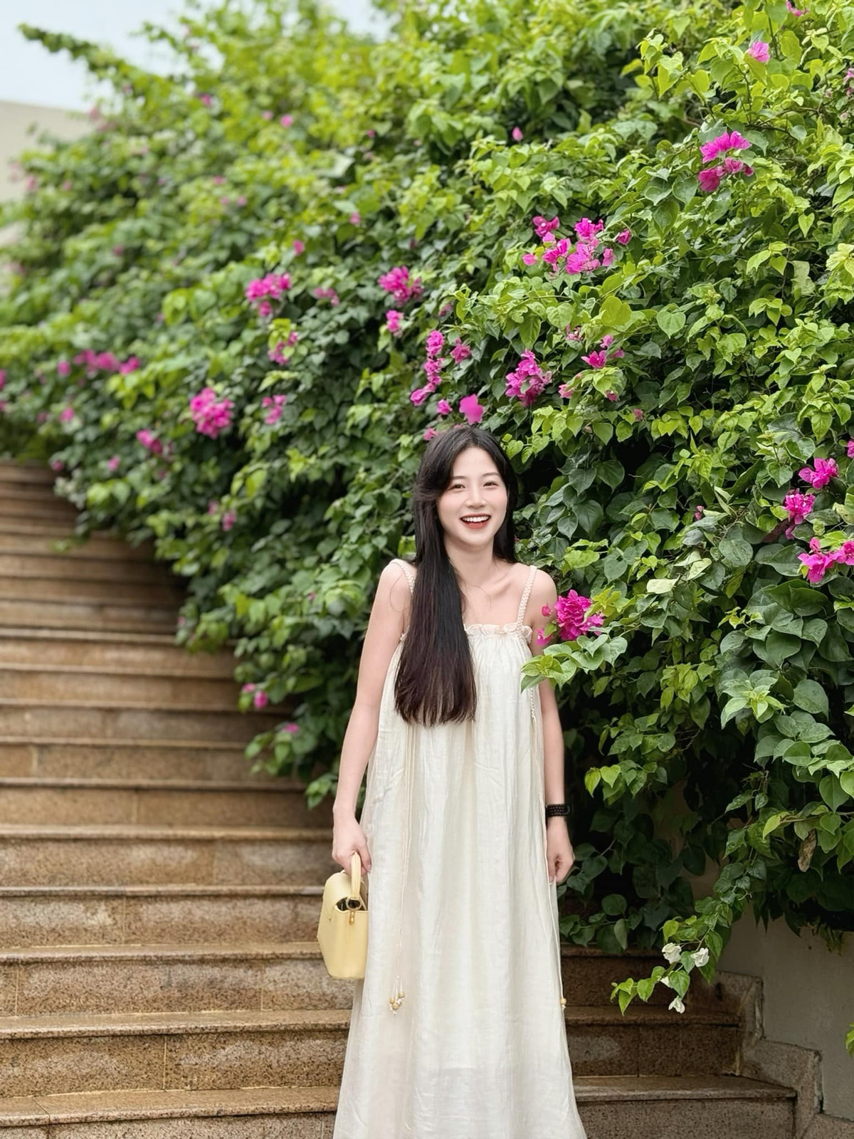 Sau khi lên đại học, nhờ những clip Tiktok viral, Vân Chòe được nhiều người biết đến hơn.