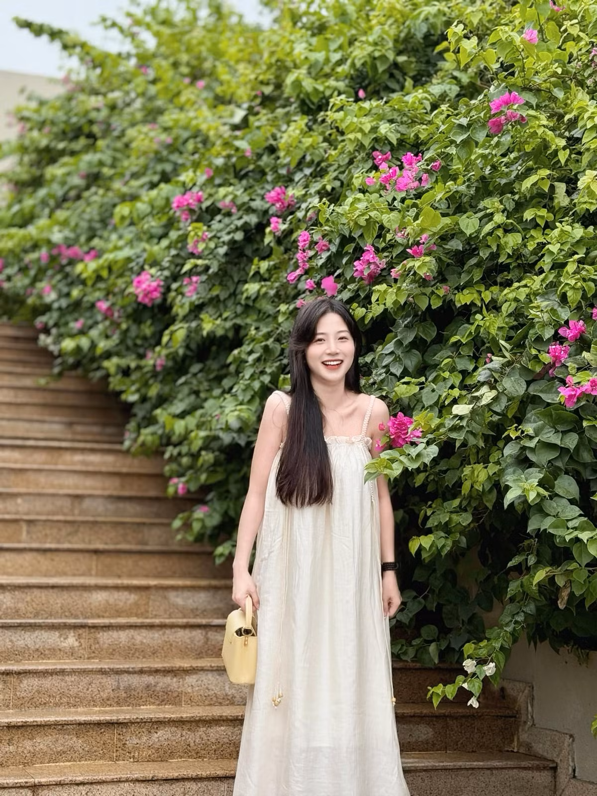 Sau khi lên đại học, nhờ những clip Tiktok viral, Vân Chòe được nhiều người biết đến hơn.