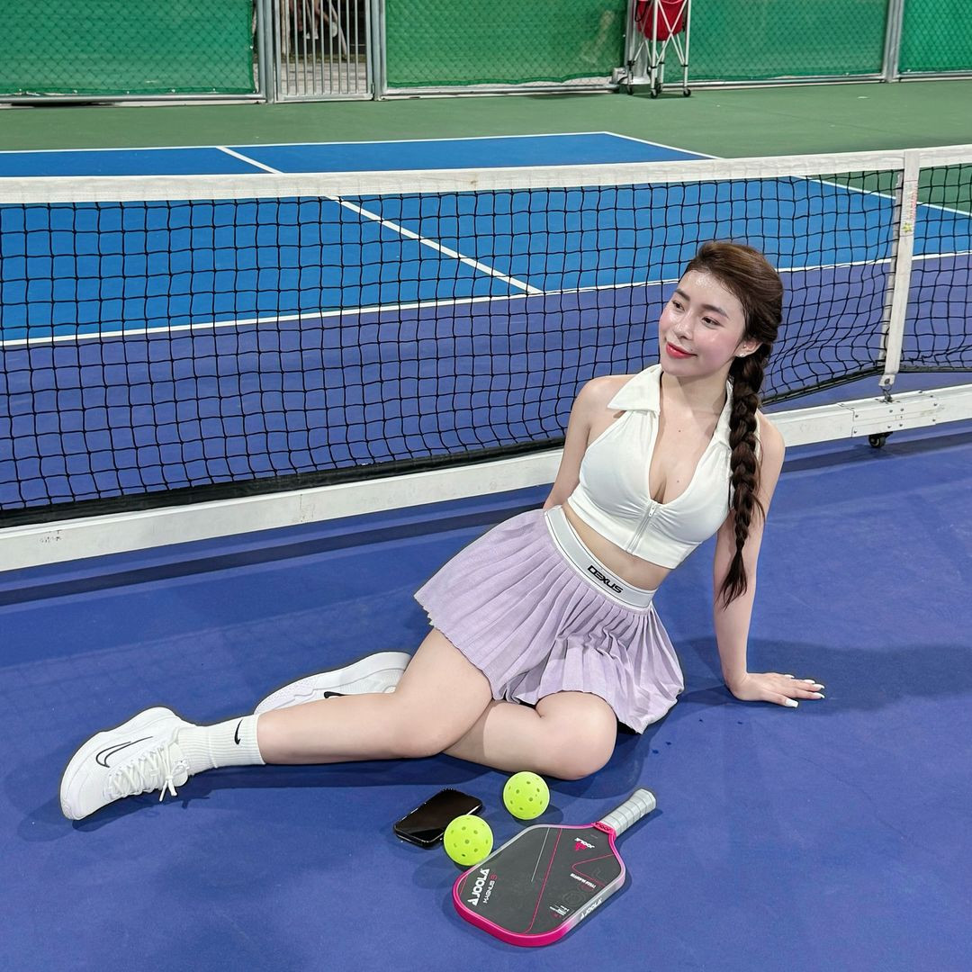 Phương Dung đang kinh doanh mỹ phẩm và làm sáng tạo nội dung trên MXH.