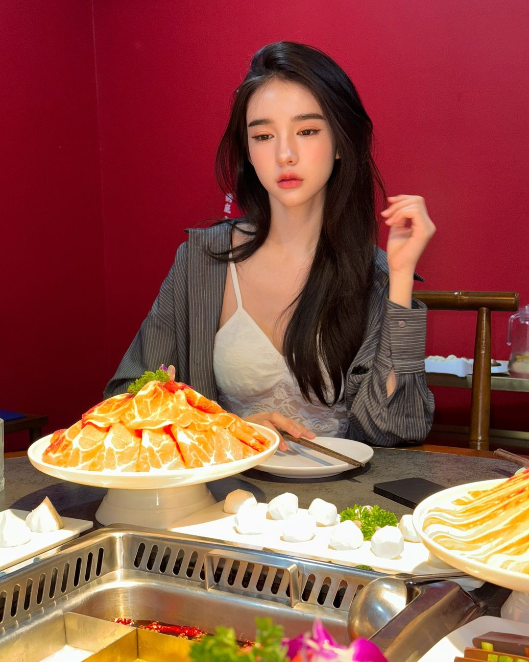 Thiên thần chuyển giới theo đuổi phong cách thời trang gợi cảm, táo bạo.