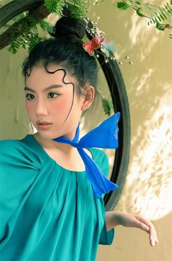 Cô nàng hiện đang là sinh viên năm hai tại trường đại học Anh Quốc Việt Nam (British University Vietnam).