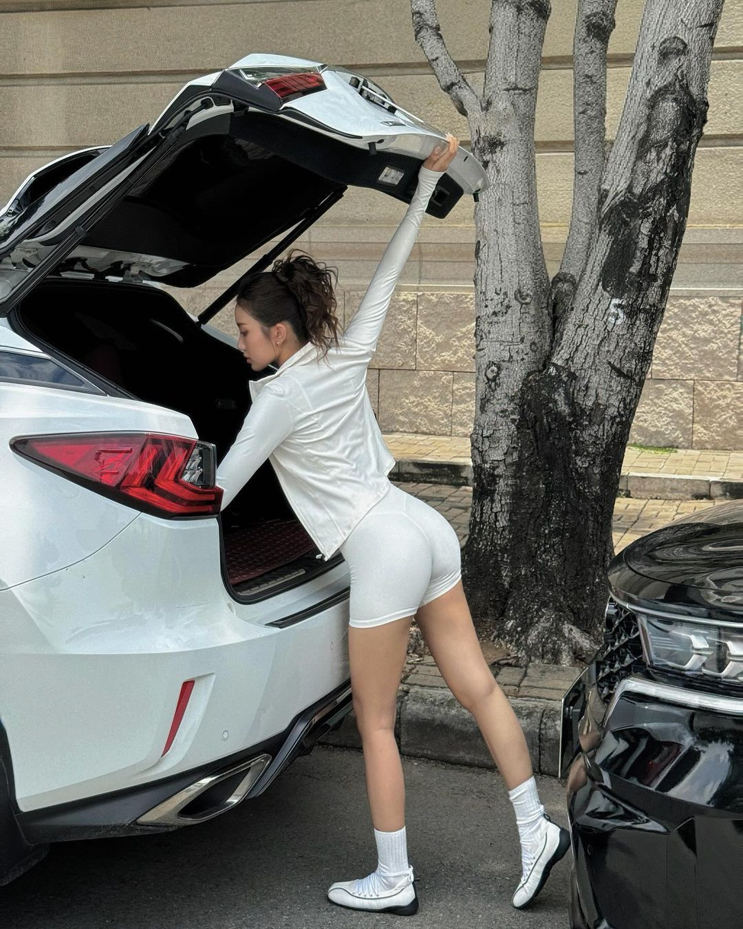 Sau khi làm dâu hào môn, Huyền 2k4 vẫn tích cực hoạt động trên mạng xã hội.