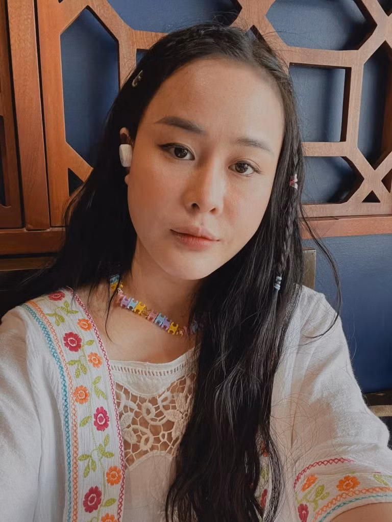 Nhan sac “hot girl phong bat doi dau” tung gia tieu thu hao mon