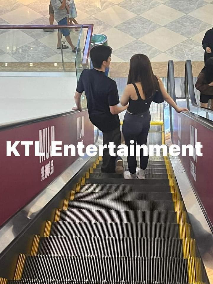 Trước đó, khi được hỏi về quan điểm khi yêu, Thiều Bảo Trâm chia sẻ: "Rất ngắn gọn: yêu bằng cả trái tim. Cuộc sống, gia đình, sự nghiệp đã đủ khó khăn, áp lực rồi. Tôi sẽ không tính toán phải yêu một người thế này thế kia hay người ta phải yêu mình thật nhiều."