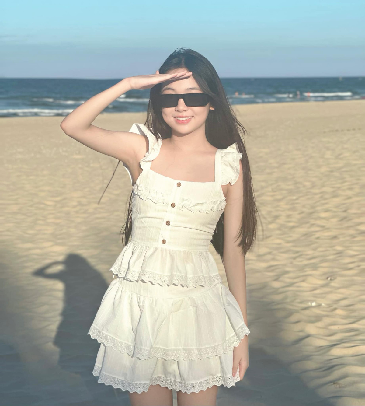 Bên dưới phần bình luận, khán giả dành lời khen cho sắc vóc ngày một thăng hạng của con gái màn ảnh Việt Anh.