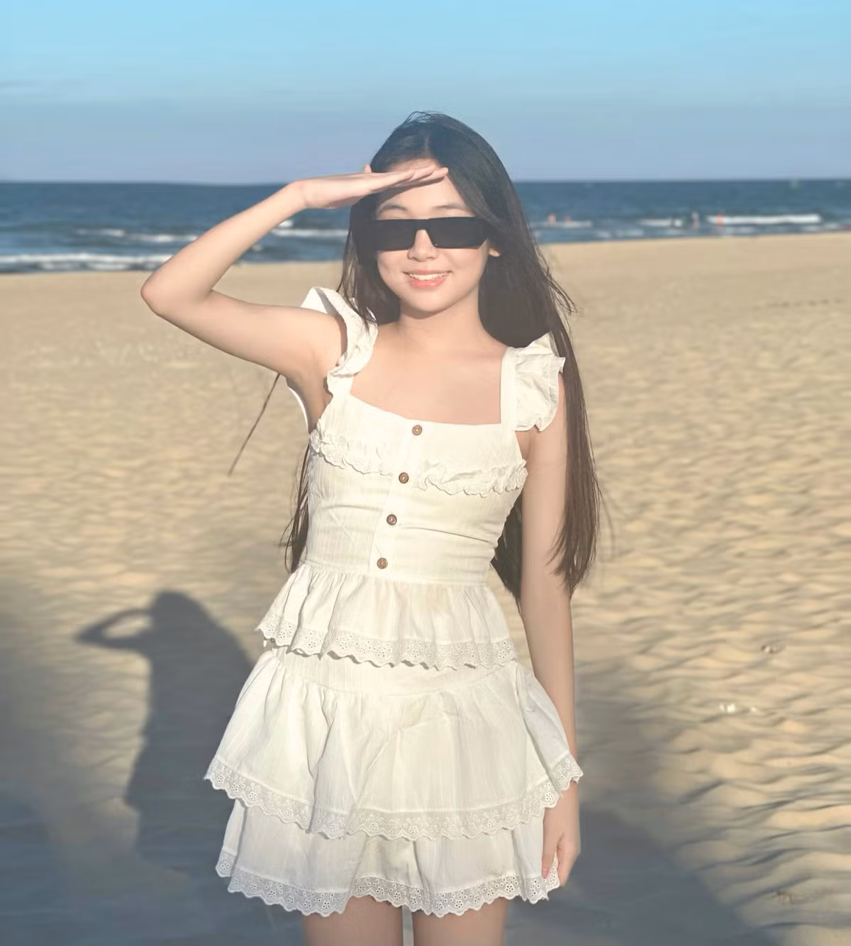 Bên dưới phần bình luận, khán giả dành lời khen cho sắc vóc ngày một thăng hạng của con gái màn ảnh Việt Anh.