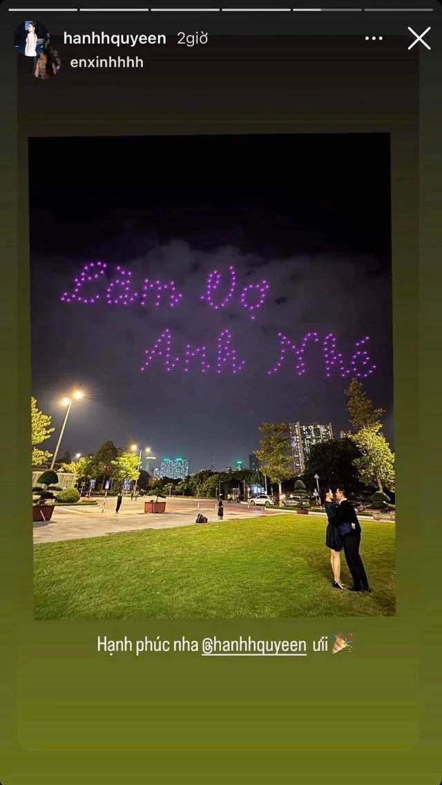 Hạnh Quyên được cho là nữ chính trong màn cầu hôn tiền tỷ bằng hơn 200 drone (phương tiện bay không người lái) ở Hà Nội "gây bão" mạng vào tháng 12/2023.