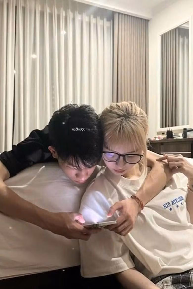 Ngân Sát Thủ (Huỳnh Kim Ngân, SN 1994) được biết đến là “bóng hồng” xinh đẹp trong làng streamer. Chồng sắp cưới của cô nàng là Phan Văn Đông (SN 2003) là tuyển thủ của bộ môn PUBG Mobile. (Ảnh: Ngân Huỳnh)