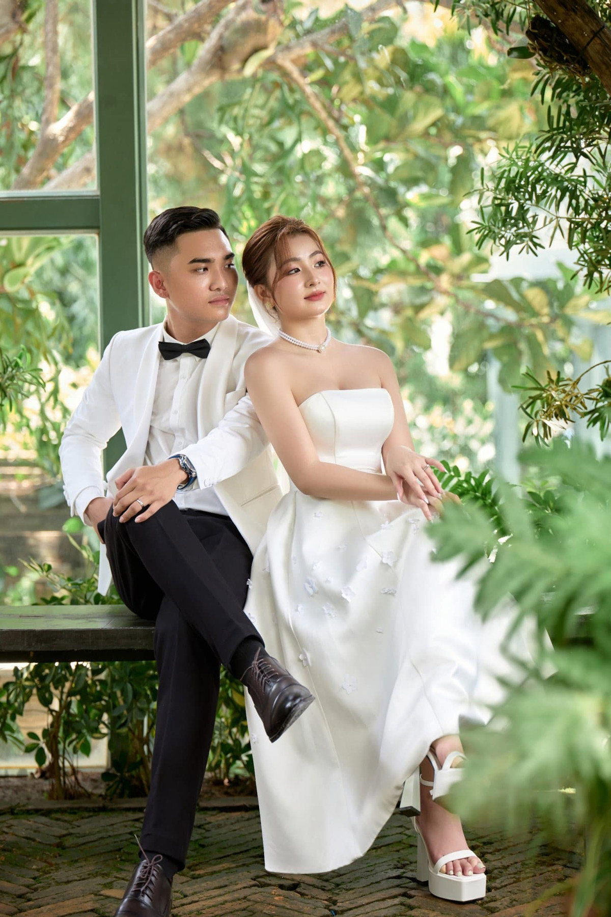 Nàng dâu Minh Thư sở hữu nhan sắc xinh đẹp, trong trẻo.