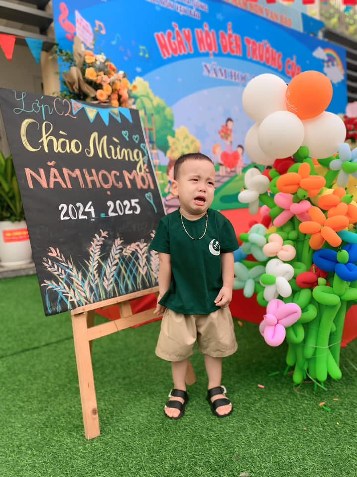 "Con muốn về nhà cơ"...