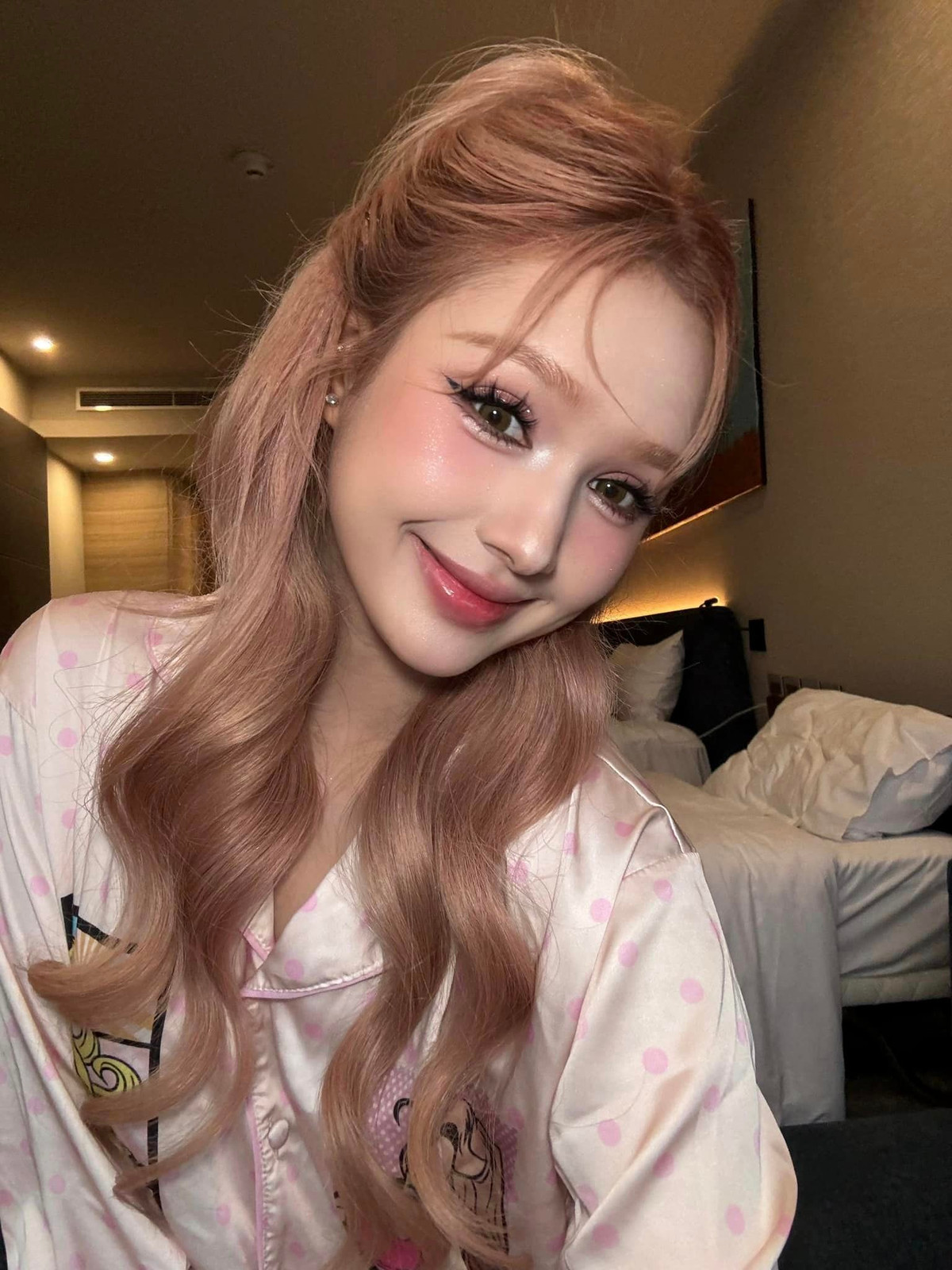 Xoài Non và Xemesis từng có một cuộc hôn nhân khiến nhiều người ngưỡng mộ với "đám cưới thế kỷ" đầy xa hoa.