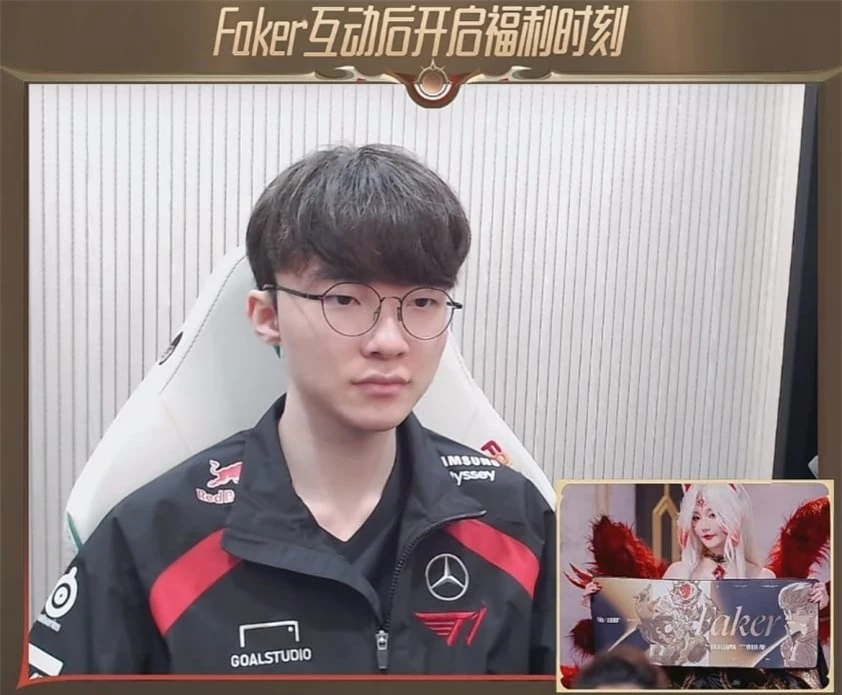 Nhan sắc của Kitty rõ ràng là điểm cộng lớn giúp cho màn cosplay thêm thành công.