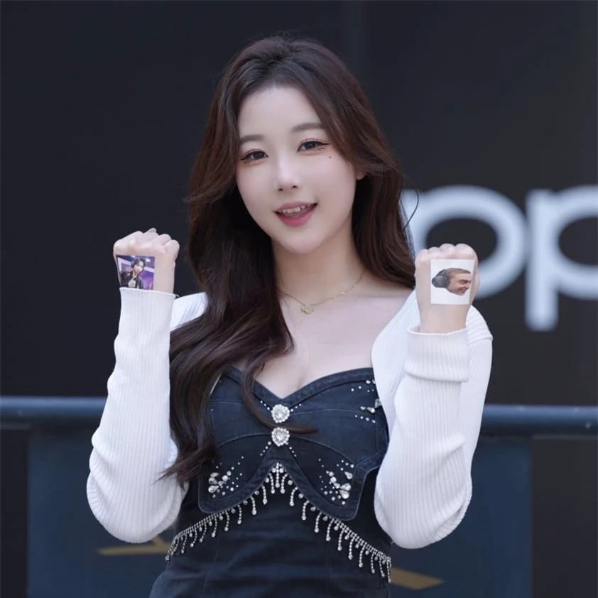 Kitty là một streamer sở hữu nhan sắc ngọt ngào, xinh đẹp.