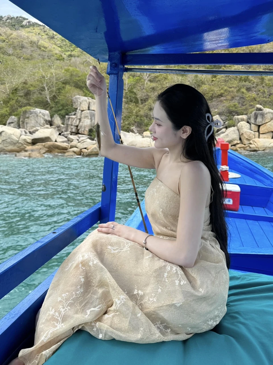 Ảnh câu cá Xemesis đăng ngày 26/9. Bò Chảnh lại check-in trước đó ngày 16/9. Ngoài cặp đôi này, nơi đây còn được một số sao Việt ưa chuộng chẳng hạn Hồ Ngọc Hà, Kim Lý, Tóc Tiên, Quang Vinh... Ảnh: Nguyễn Thị Ý Nhi, @xemesis.