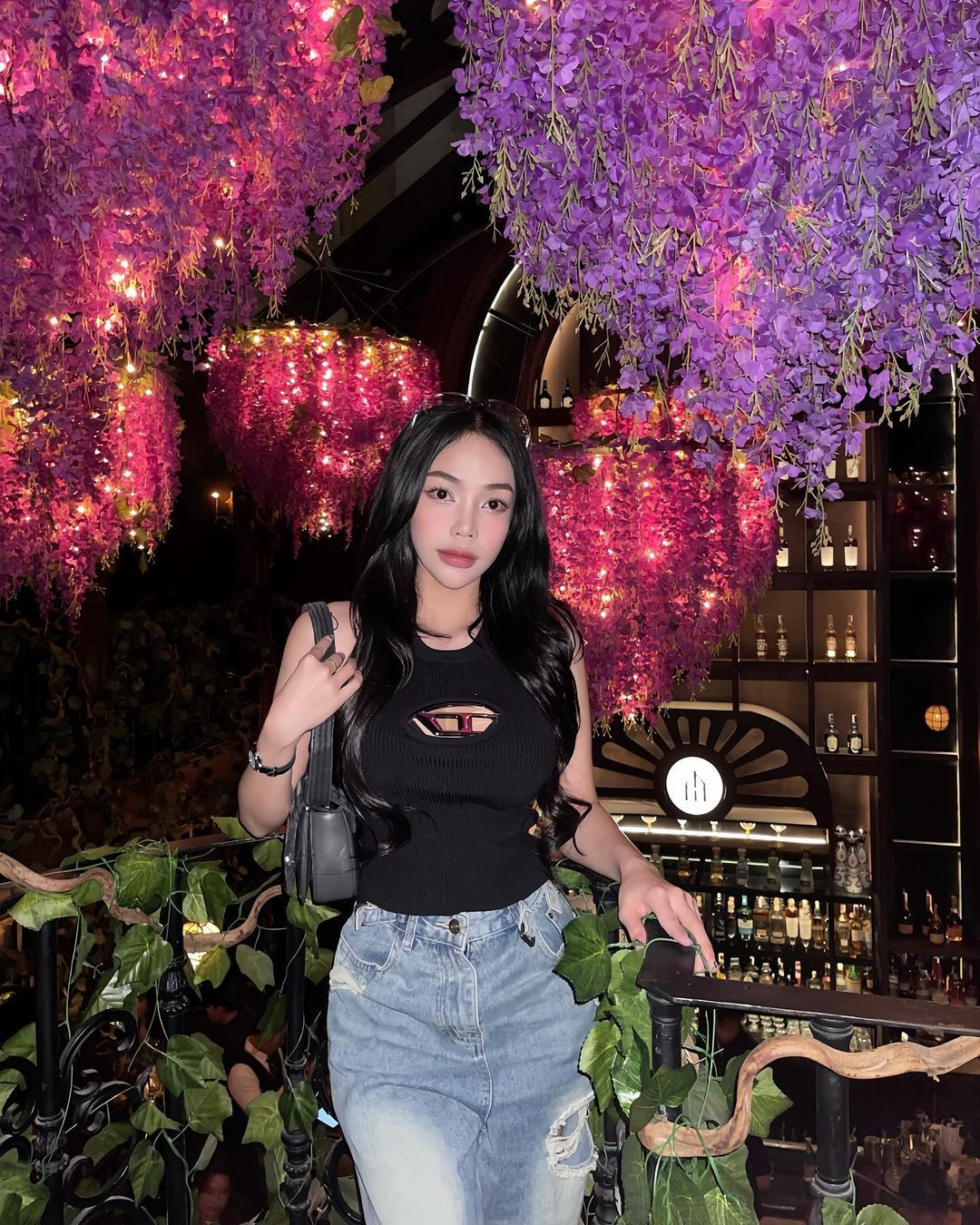 Hot girl sinh năm 2000 hiện đang sinh sống và học tập tại TP Hồ Chí Minh.