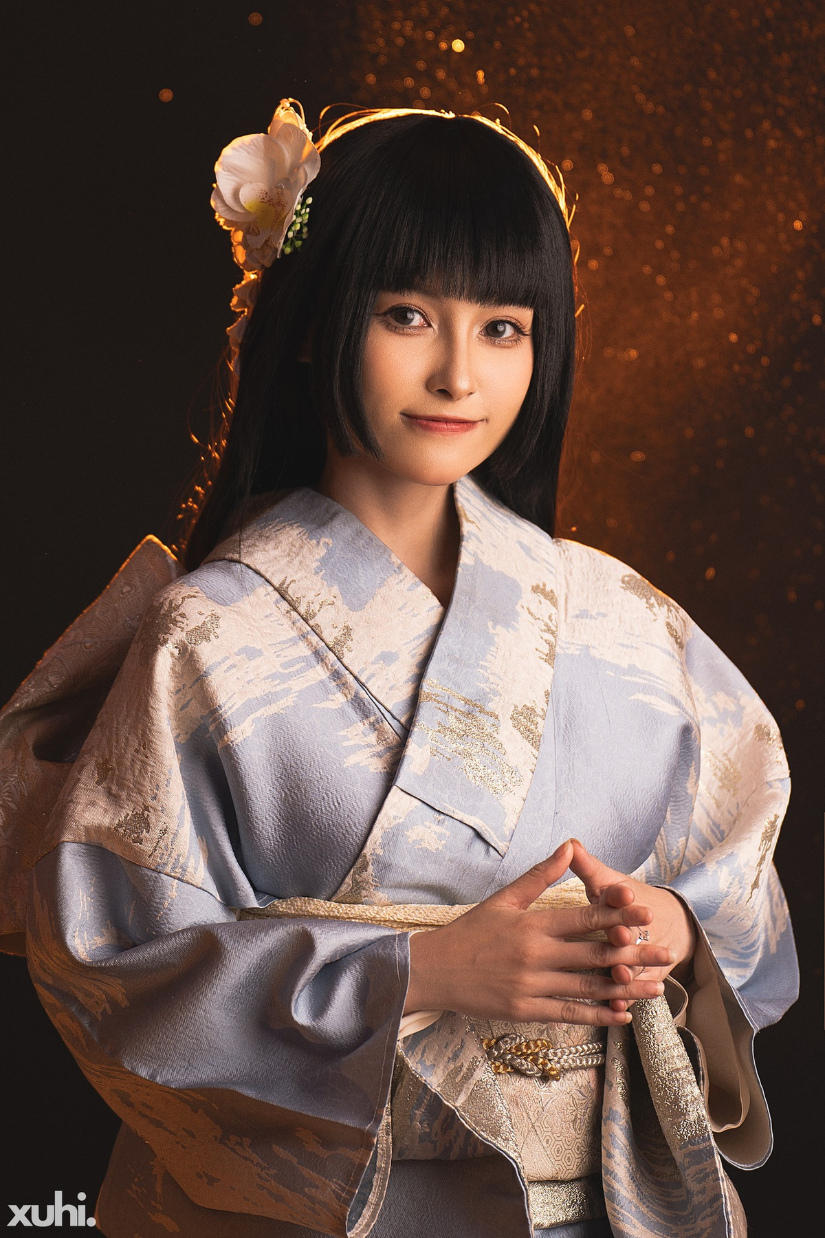 Ở phần bình luận, không ít người hâm mộ của Tạ Vy đã để lại những lời khen ngợi có cánh dành cho cô nàng: "Nhỏ này xinh", "tầm này ngày xưa mà làm công chúa là hoàng tử thi nhau tranh đoạt", "chị này có thật không vậy".