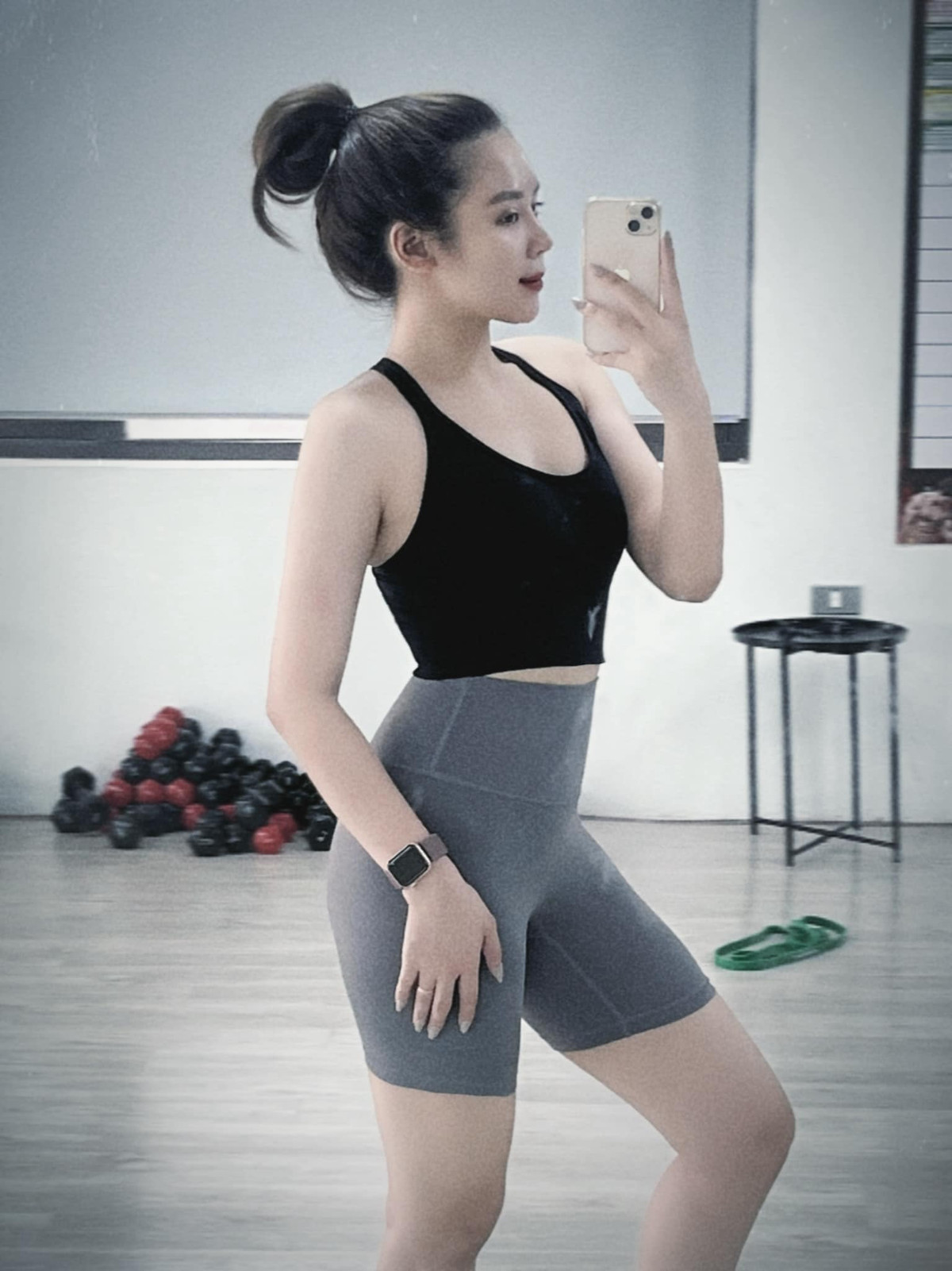 Triệu Plan rất chăm chỉ tập luyện để có được vóc dáng nuột nà, cân đối. (Ảnh: FBNV)