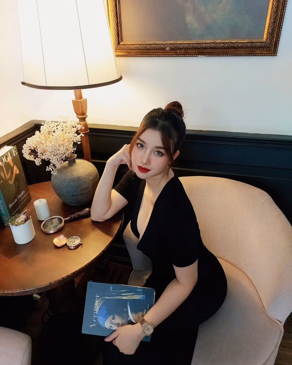 Hiện tại Triệu Vân sở hữu trang cá nhân với hơn 108.000 người theo dõi trên nền tảng Instagram.