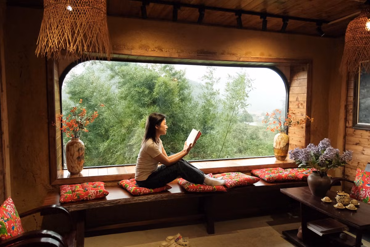 Sau nhiều lần đặt chân đến làng Lô Lô Chải (xã Lũng Cú, huyện Đồng Văn), cô nàng cảm thấy vô cùng yêu thích không gian, văn hóa và cuộc sống ở địa phương này.