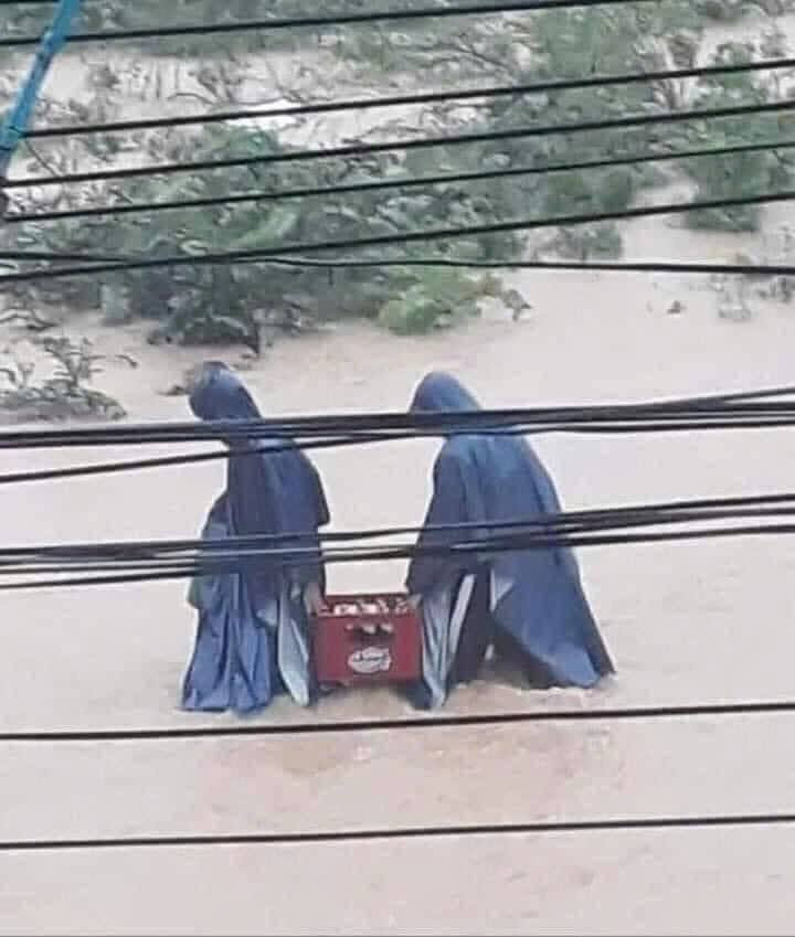 Cái gì quan trọng thì mình mang đi...