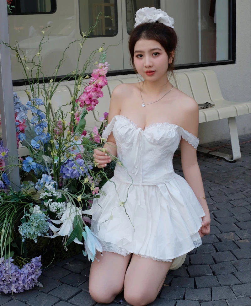 Tuy còn trẻ nhưng Hải Hà đã tậu được chiếc Honda CR-V tiền tỷ vào năm 2022.