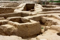 Lâu đài chữ thập Turkestan hé lộ bí ẩn gây sốc giới khảo cổ