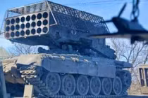 Nga triển khai hệ thống TOS-1A Solntsepek bản nâng cấp chống UAV siêu đỉnh 