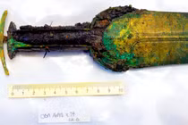 Tận mục thanh kiếm nghi lễ thời kỳ đồ đồng 3.000 năm tuổi 