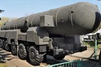 Tên lửa đạn đạo tầm trung RSD-10 của Liên Xô (NATO định danh: SS-20 Saber)