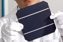 Tăng hiệu suất pin mặt trời lên hơn 10% nhờ công nghệ nano