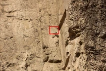 Thứ quái dị thấp thoáng gần lăng mộ Vua Ba Tư Darius 