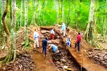  Vén màn bí ẩn ngôi mộ vị vua đầu tiên của người Maya