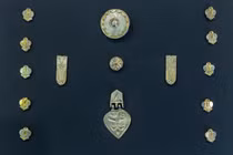 Mở mộ cổ ba chiến binh tinh nhuệ, thứ bên trong gây sốc chuyên gia