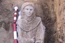 Quan tài thạch cao quái dị tại ốc đảo Ai Cập hé lộ dấu ấn La Mã