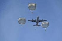 Ảnh do Lực lượng Phòng vệ Mặt đất Nhật Bản cung cấp