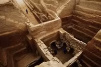 Sự thật rùng mình trong lăng mộ cổ 