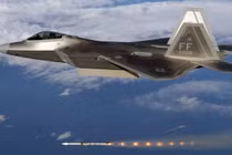 Mỹ nâng tầm tên lửa trên F-22 Raptor, cạnh tranh với Trung Quốc và Nga 