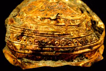 Bát vàng 3.000 năm tuổi vừa lộ diện, chấn động giới khảo cổ 