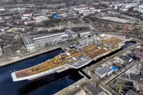 Liệu Nga có còn cứu vãn được tàu sân bay Đô đốc Kuznetsov?