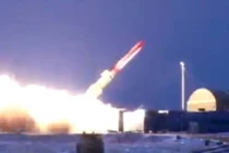 Nga phóng tên lửa tầm xa nhất có thể bay quanh Trái đất hàng nghìn lần