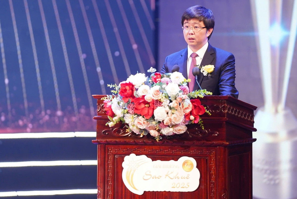 Thứ trưởng Bộ Khoa học và Công nghệ Bùi Hoàng Phương phát biểu tại Lễ trao giải Sao Khuê 2025