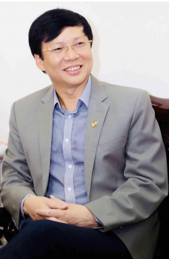 Nhà báo Hồ Quang Lợi: Xã hội càng phát triển, Báo chí càng phải nhân văn Nha bao Ho Quang Loi: Xa hoi cang phat trien, Bao chi cang phai nhan van