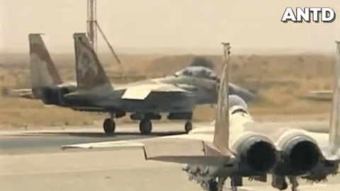 Từ khi Nga cung cấp tổ hợp tên lửa phòng không tầm xa S-300 cho Syria vào năm 2018, lãnh thổ quốc gia Arab này vẫn bị không quân Israel đánh phá liên tục.