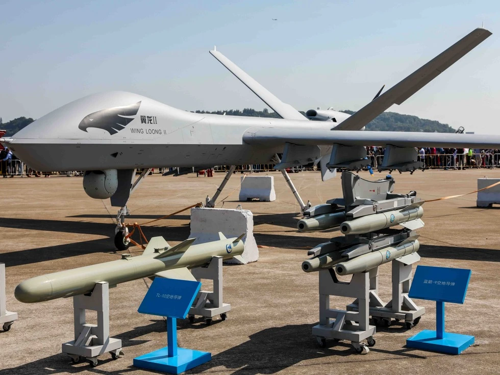 UAV nào của Trung Quốc bị "giẵm đạp" ở Nga, "rụng như sung" ở Trung Đông?