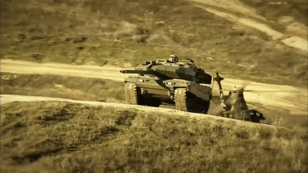 Cho tới tận ngày nay, Leopard 2 đã phổ biến khắp thế giới và có tới gần 20 phiên bản khác nhau. Dẫu vậy, việc gần 80 năm chỉ chế tạo được... 2 chiếc xe tăng chủ lực đáng chú ý cho thấy sức sáng tạo của quân đội Đức sau này đã thua xa so với trong Chiến tranh Thế giới thứ hai. Nguồn ảnh: Pinterest.